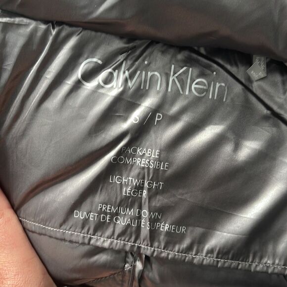 Calvin Klein Small Womens Jacket . Premium Down. NEW - Picture 4 of 4